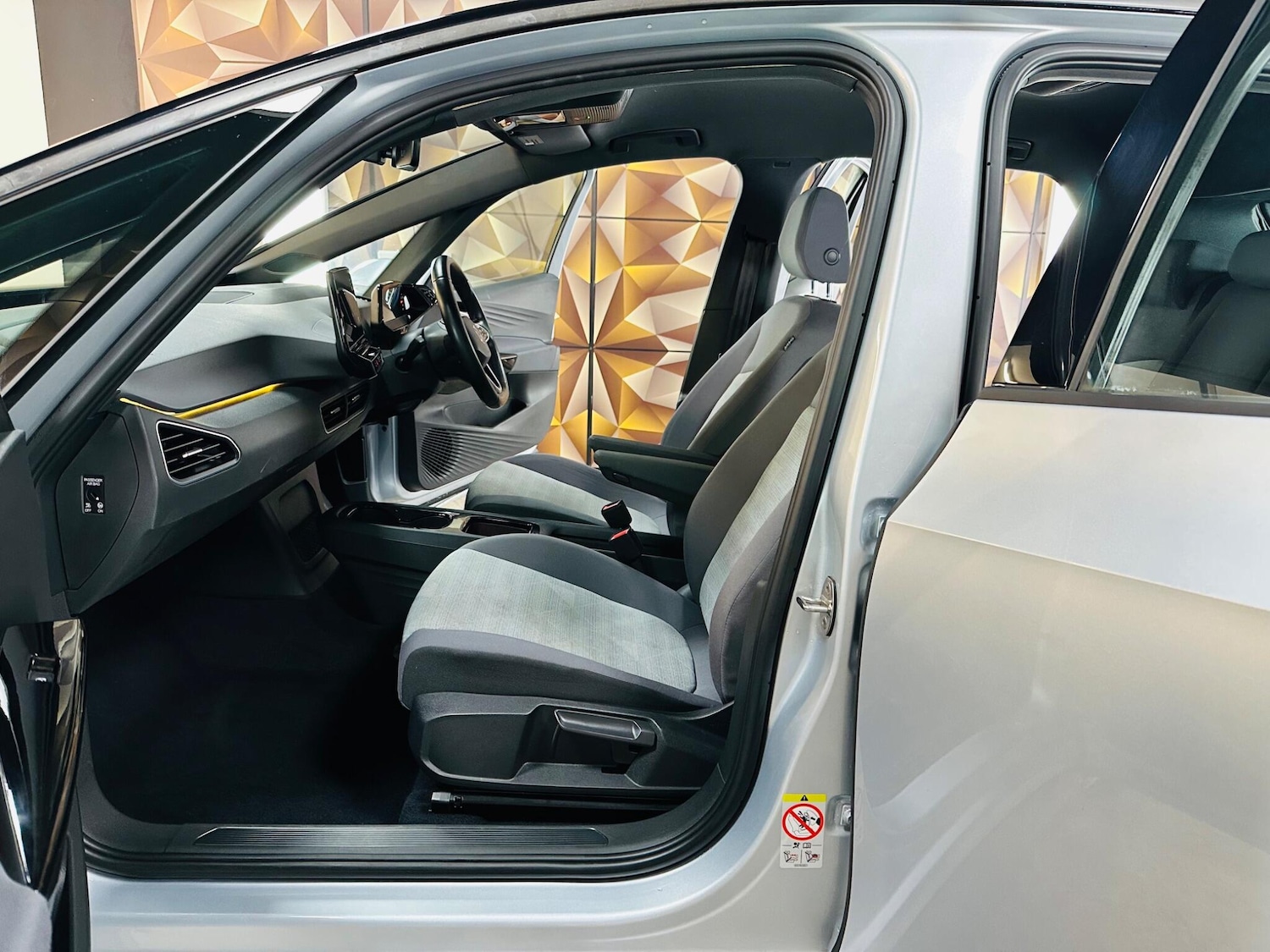 Used Volkswagen ID.3 2020 for sale - 76781254: Photo 60