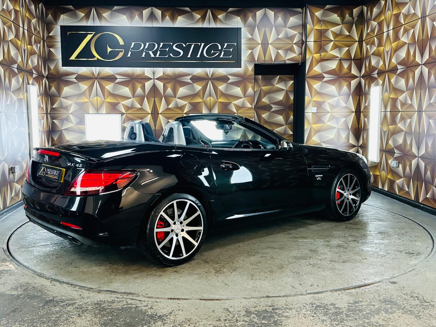 Used Mercedes-Benz SLC 2016 for sale - 76388298: Photo 34