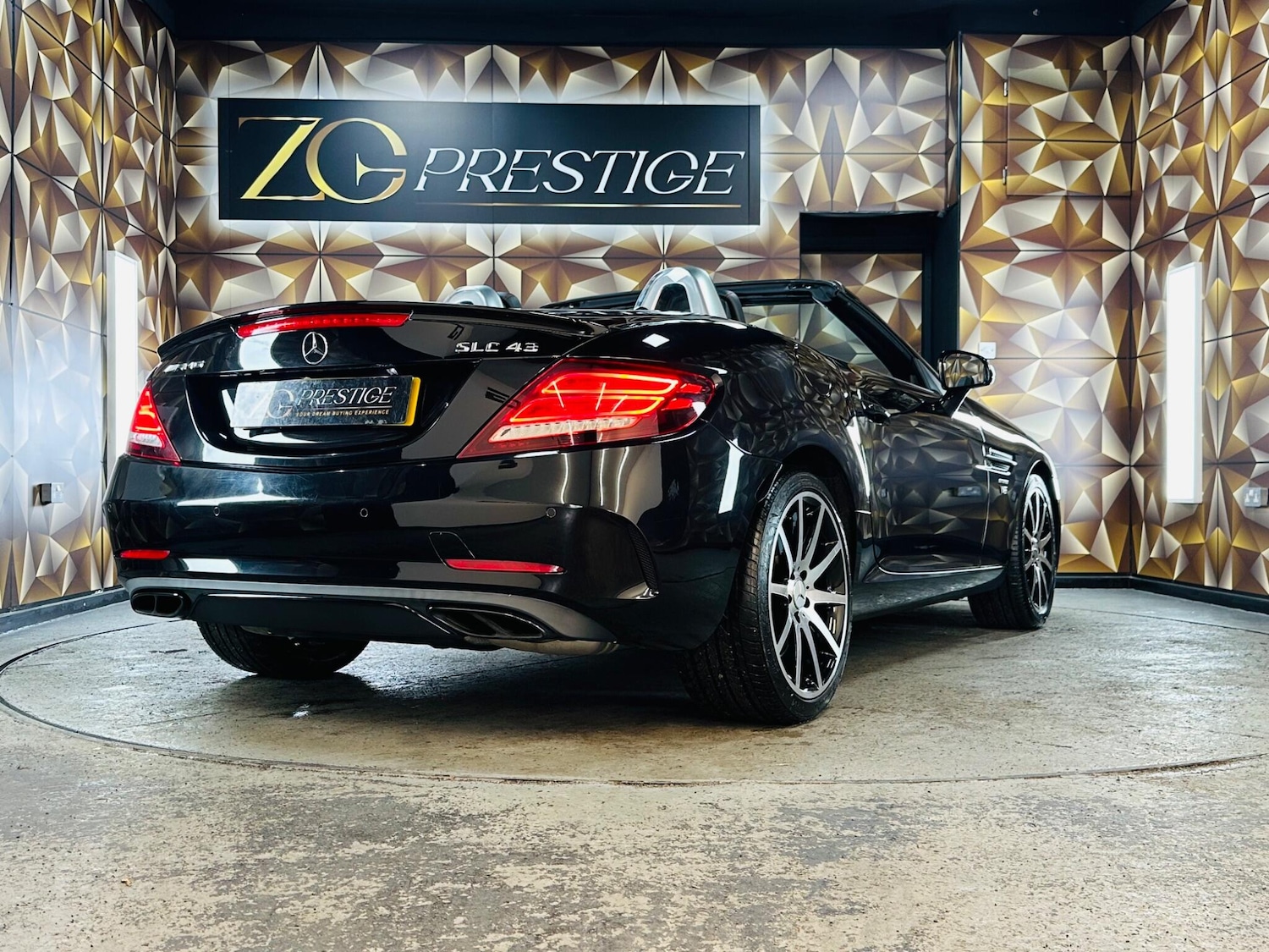 Used Mercedes-Benz SLC 2016 for sale - 76388298: Photo 38