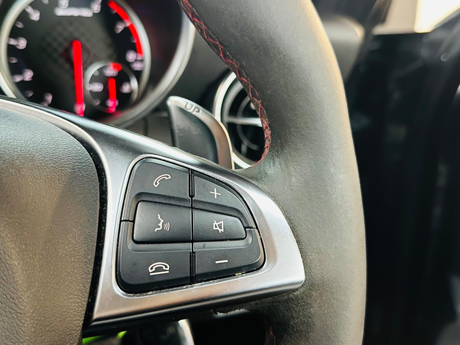 Used Mercedes-Benz SLC 2016 for sale - 76388298: Photo 52