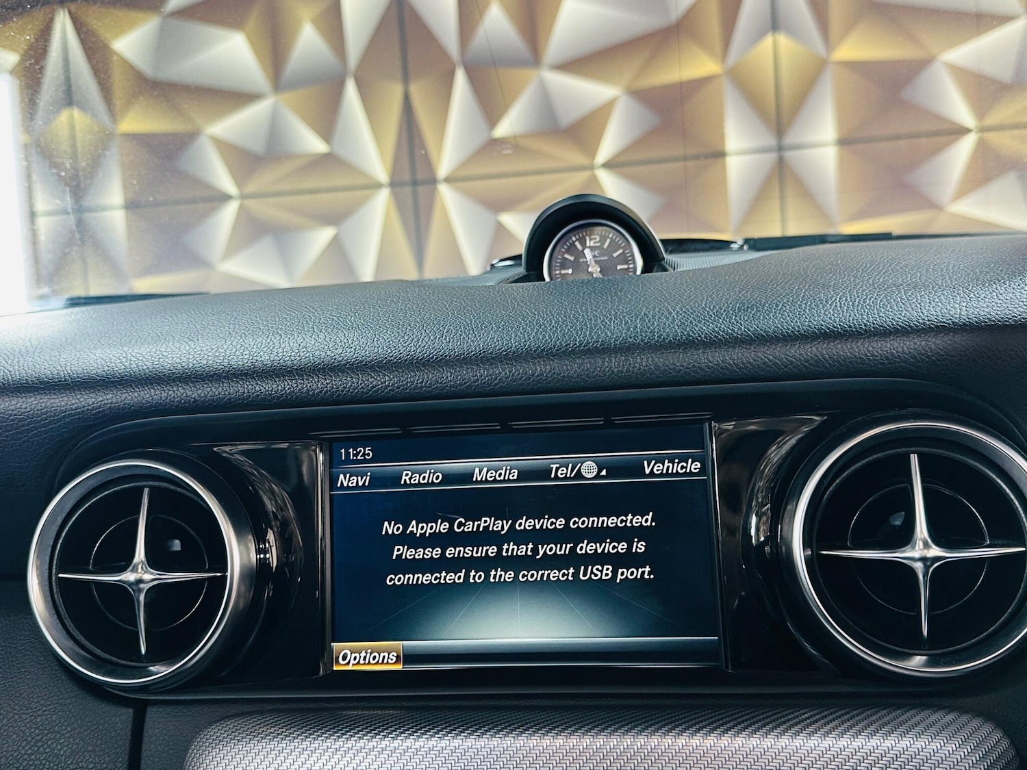 Used Mercedes-Benz SLC 2016 for sale - 76388298: Photo 54