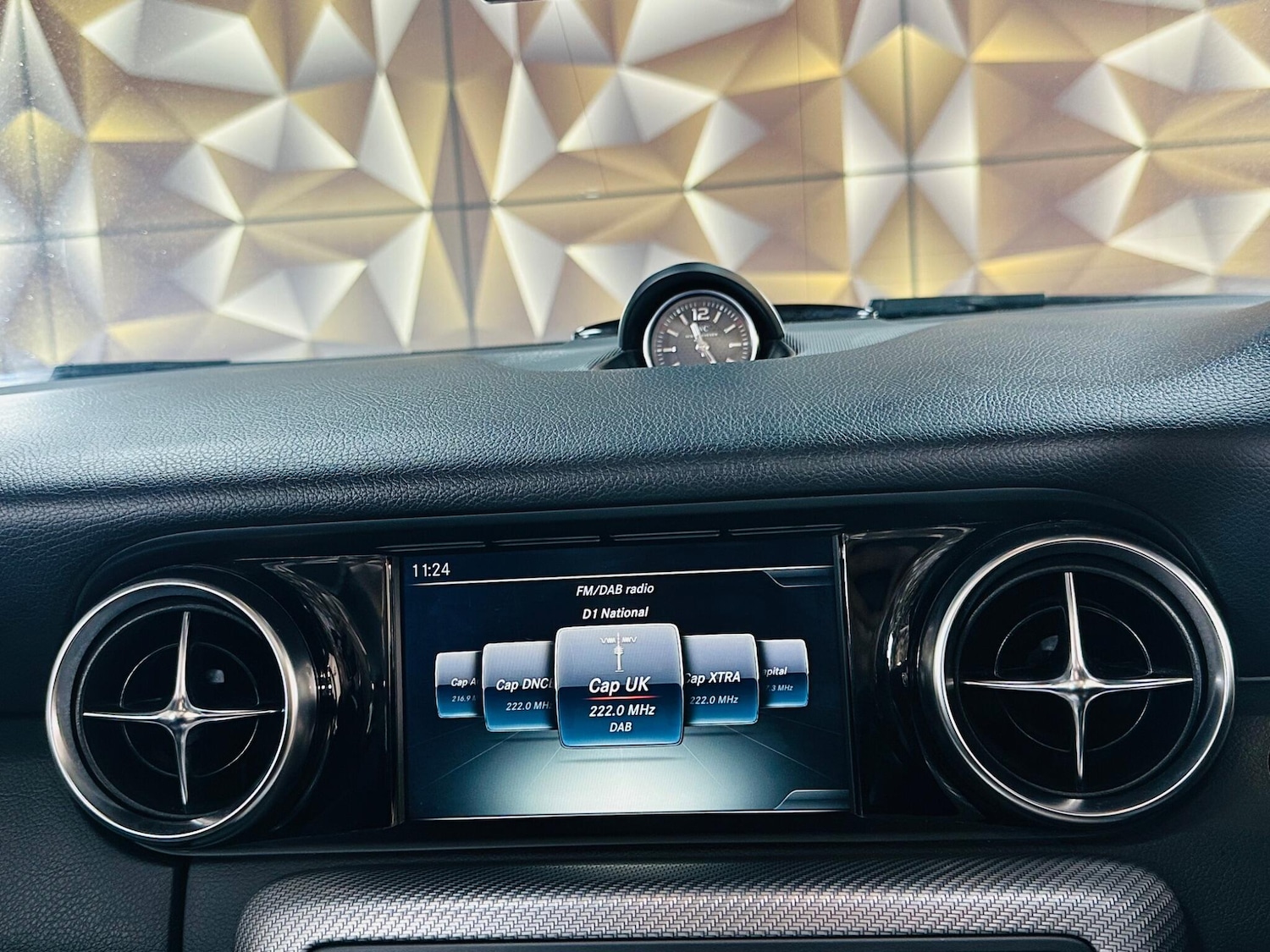 Used Mercedes-Benz SLC 2016 for sale - 76388298: Photo 58