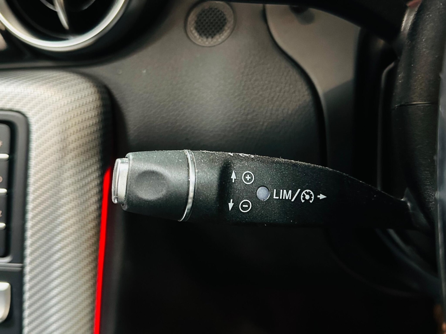 Used Mercedes-Benz SLC 2016 for sale - 76388298: Photo 64