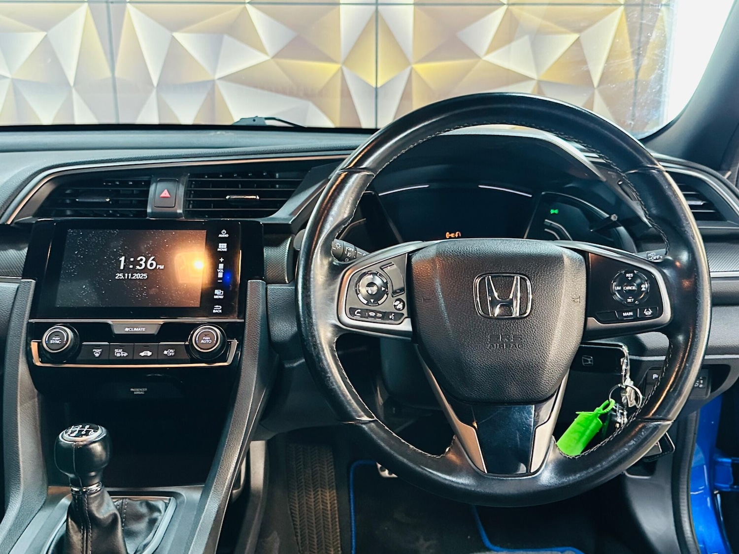 Used Honda Civic 2019 for sale - 76701074: Photo 26