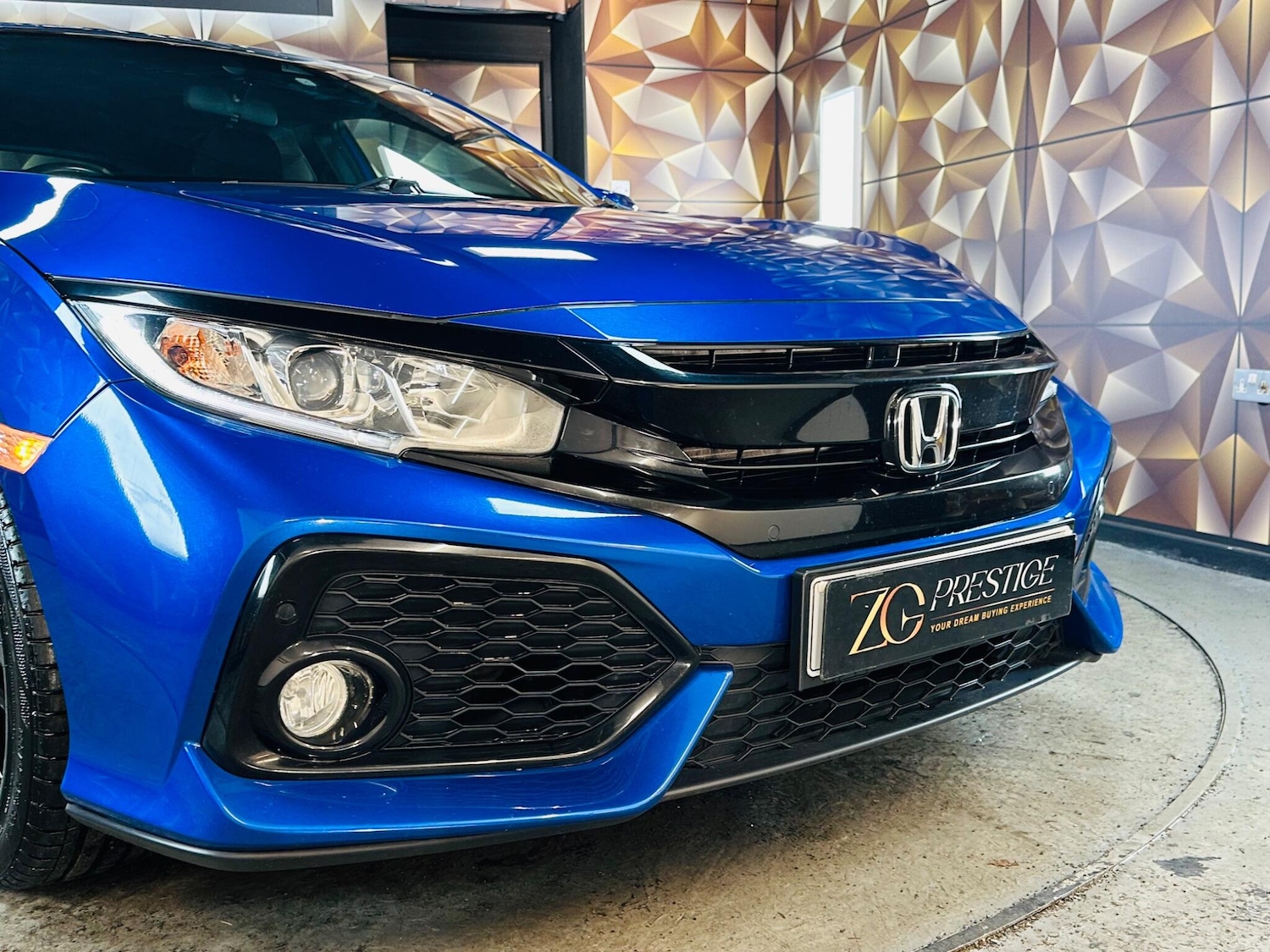 Used Honda Civic 2019 for sale - 76701074: Photo 30