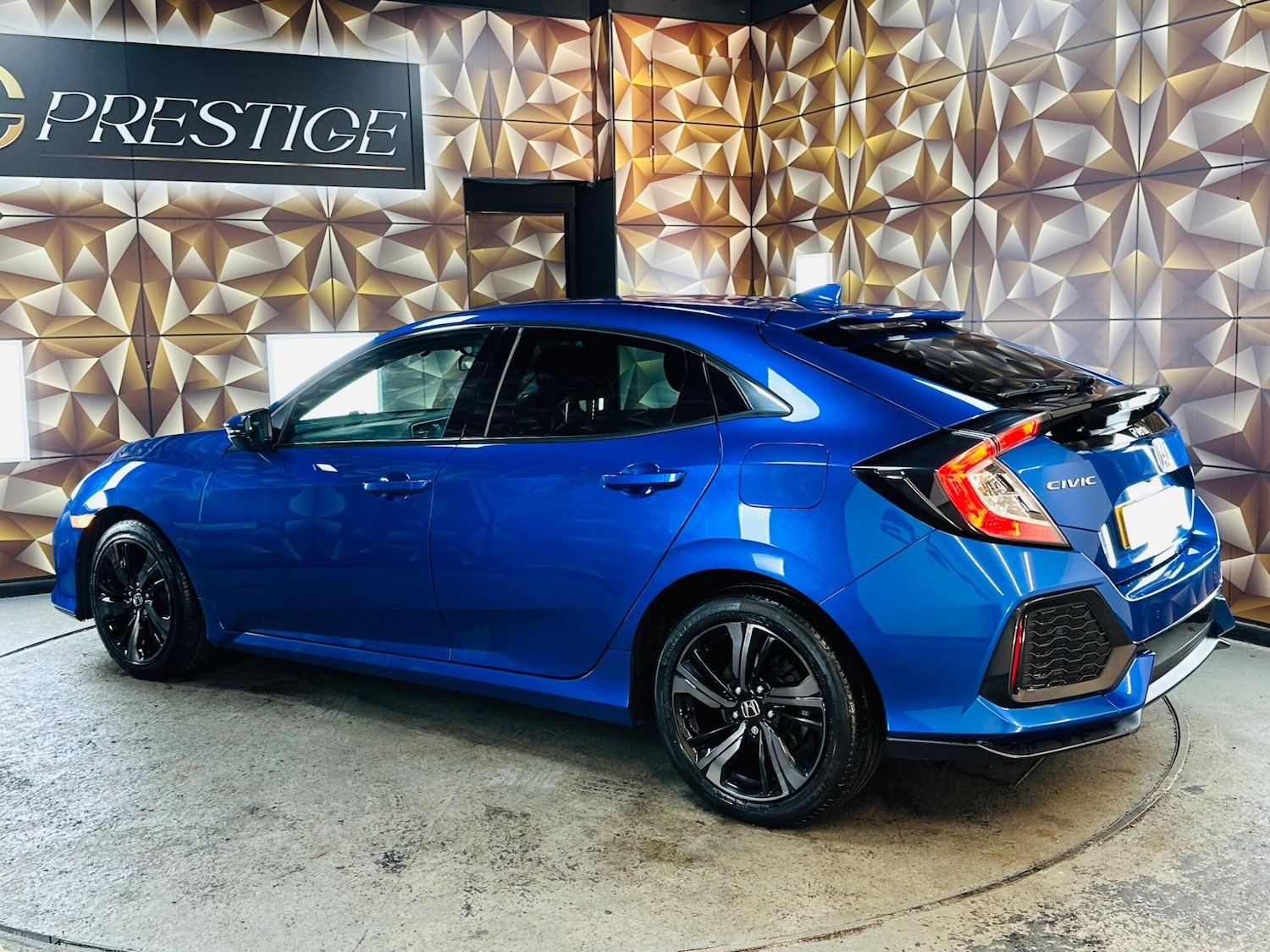 Used Honda Civic 2019 for sale - 76701074: Photo 37