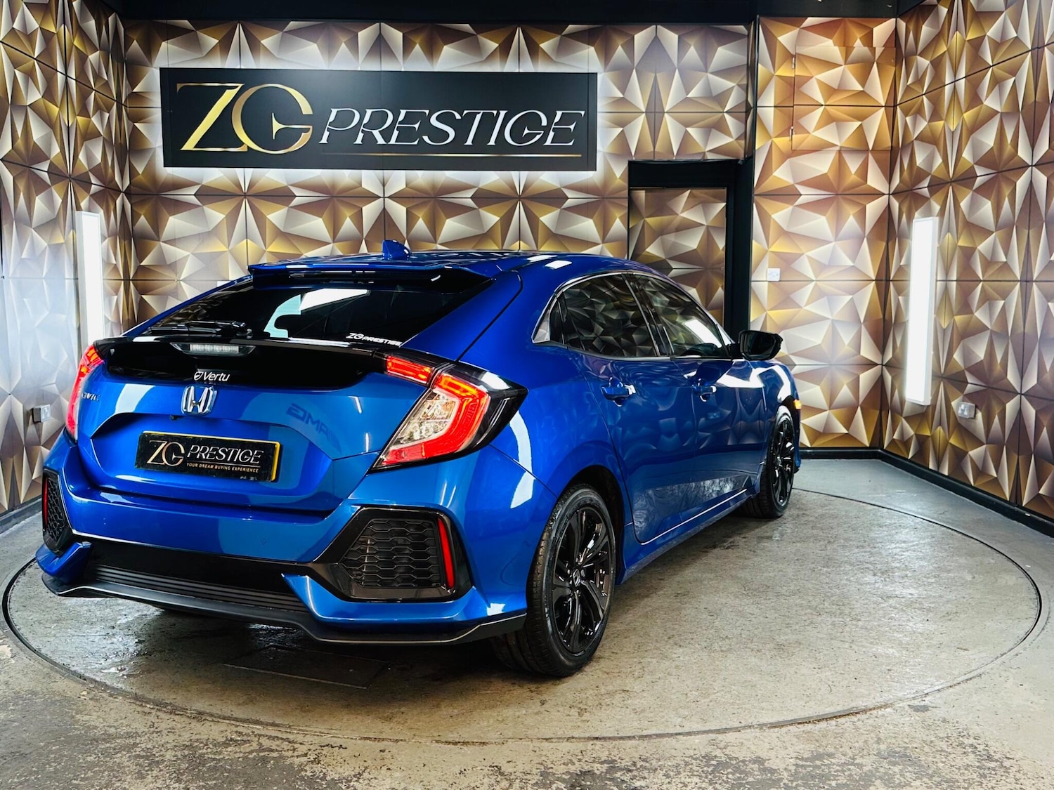 Used Honda Civic 2019 for sale - 76701074: Photo 40