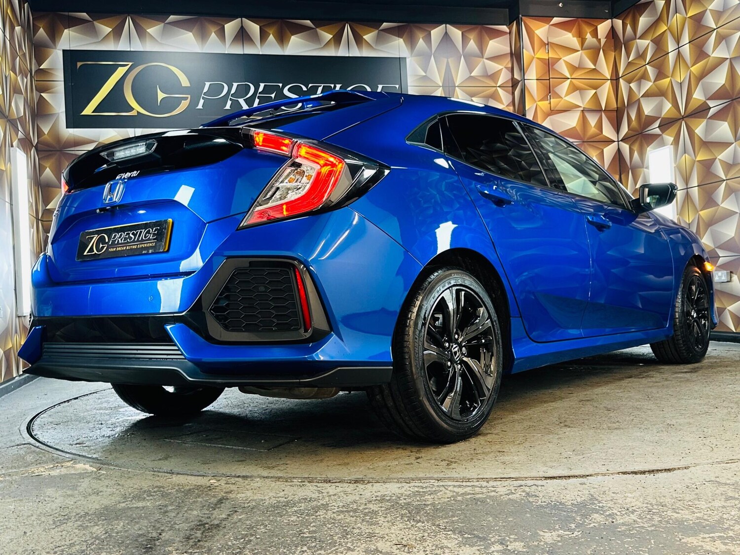 Used Honda Civic 2019 for sale - 76701074: Photo 42