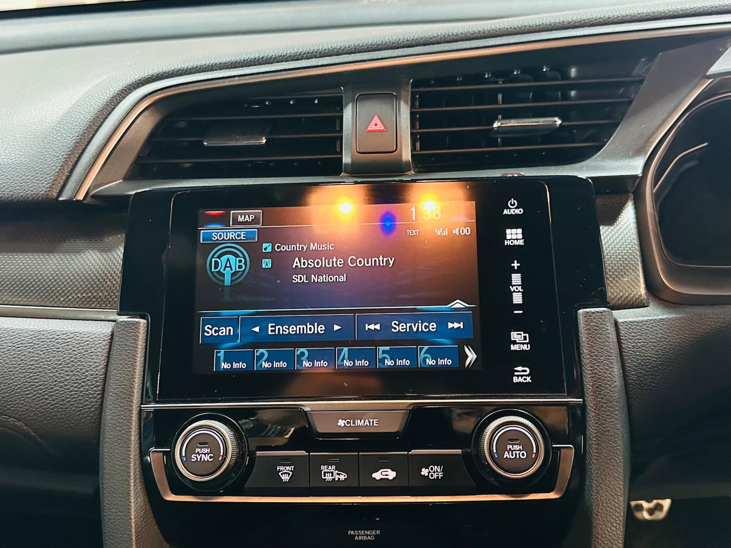 Used Honda Civic 2019 for sale - 76701074: Photo 45