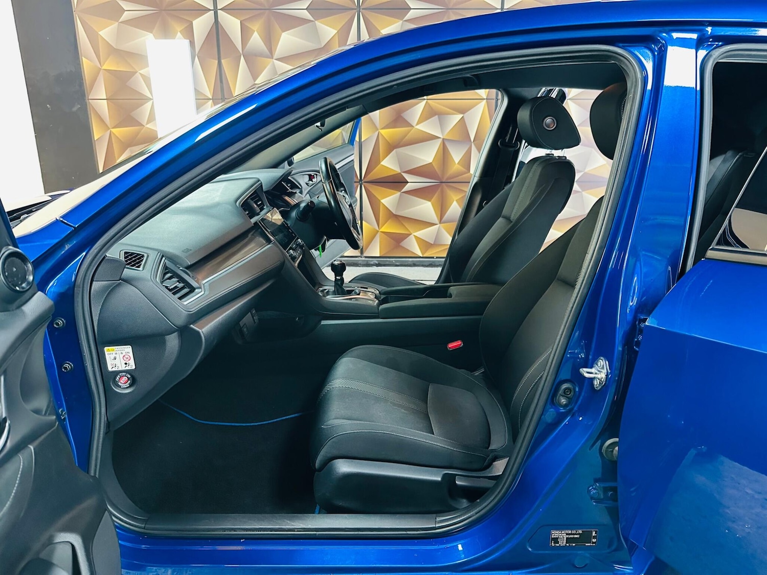 Used Honda Civic 2019 for sale - 76701074: Photo 54