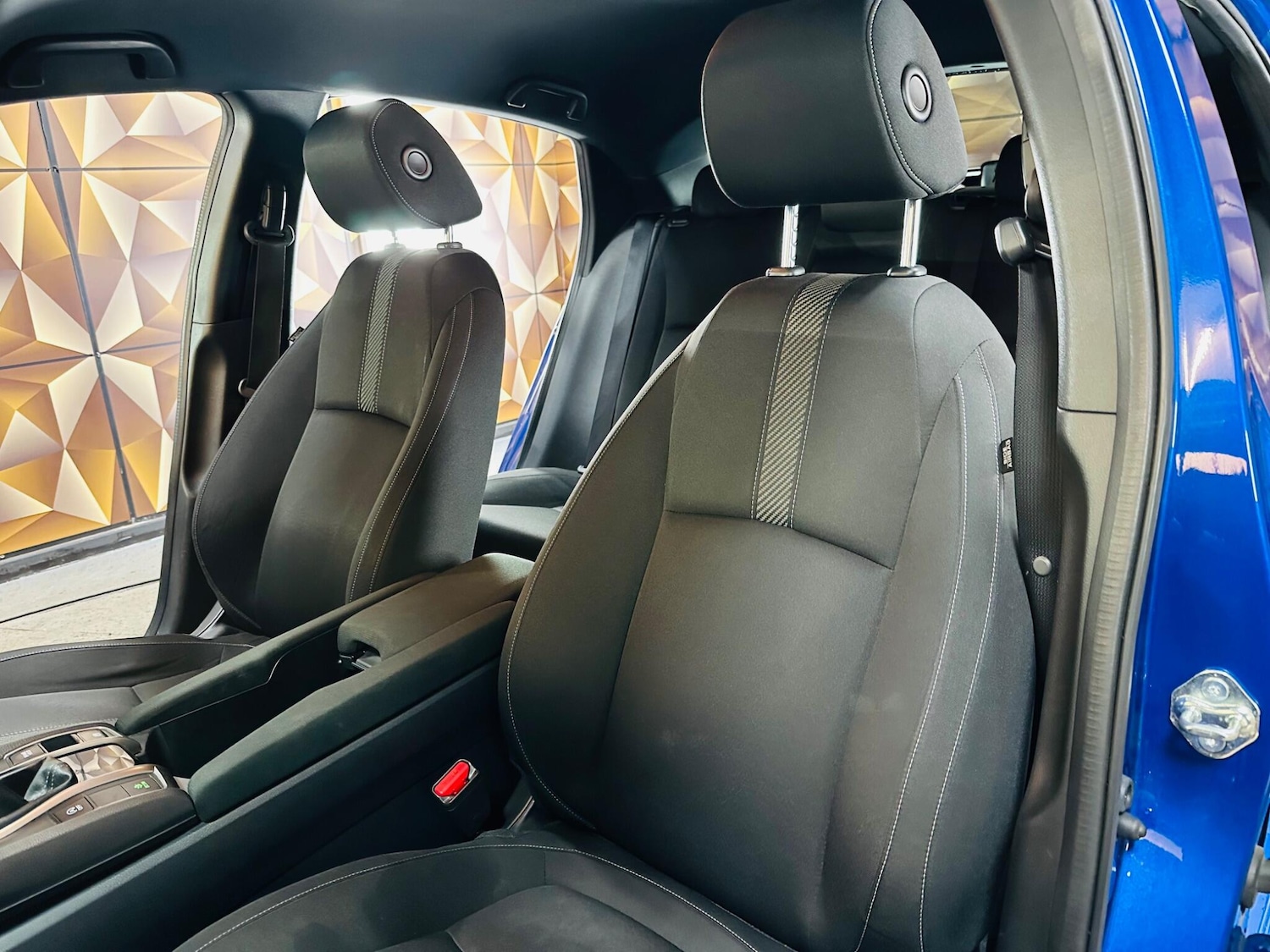 Used Honda Civic 2019 for sale - 76701074: Photo 6