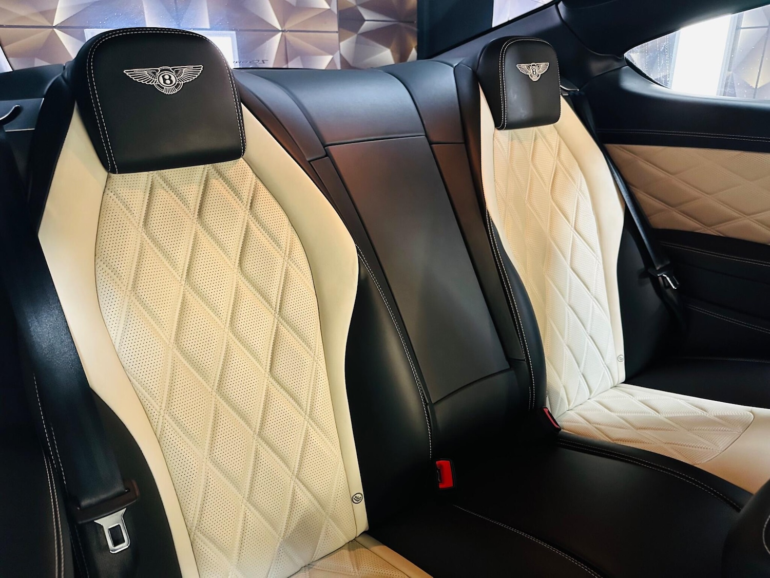 Used Bentley Continental 2015 for sale - 76485203: Photo 14