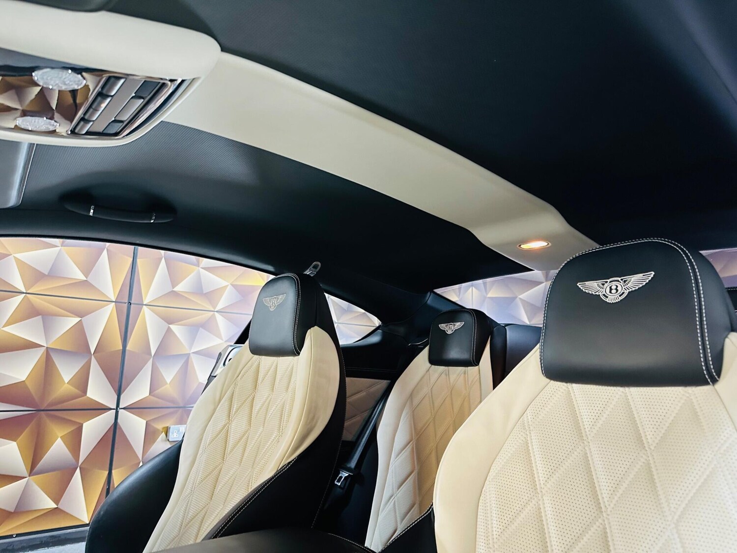 Used Bentley Continental 2015 for sale - 76485203: Photo 26