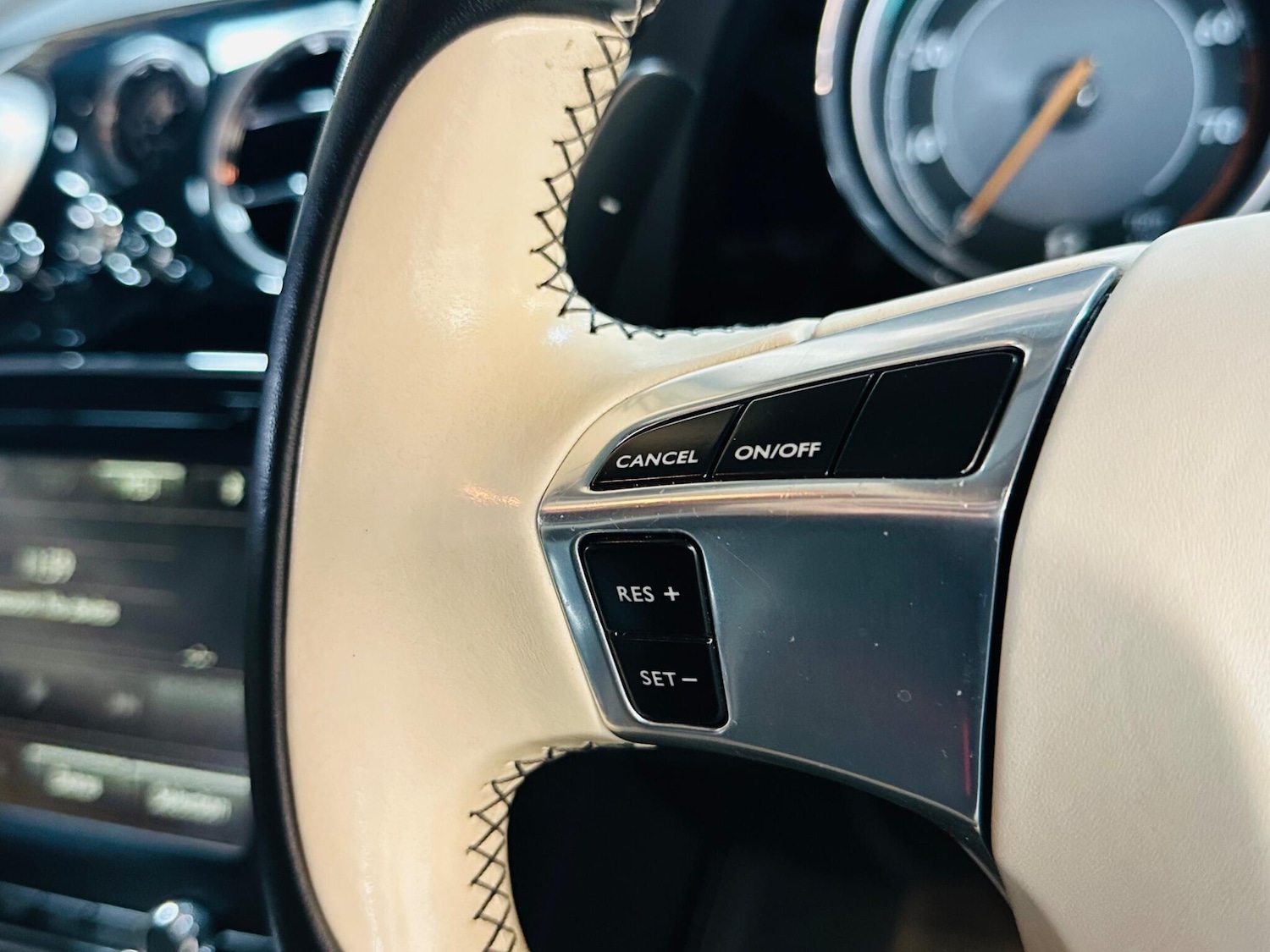 Used Bentley Continental 2015 for sale - 76485203: Photo 56