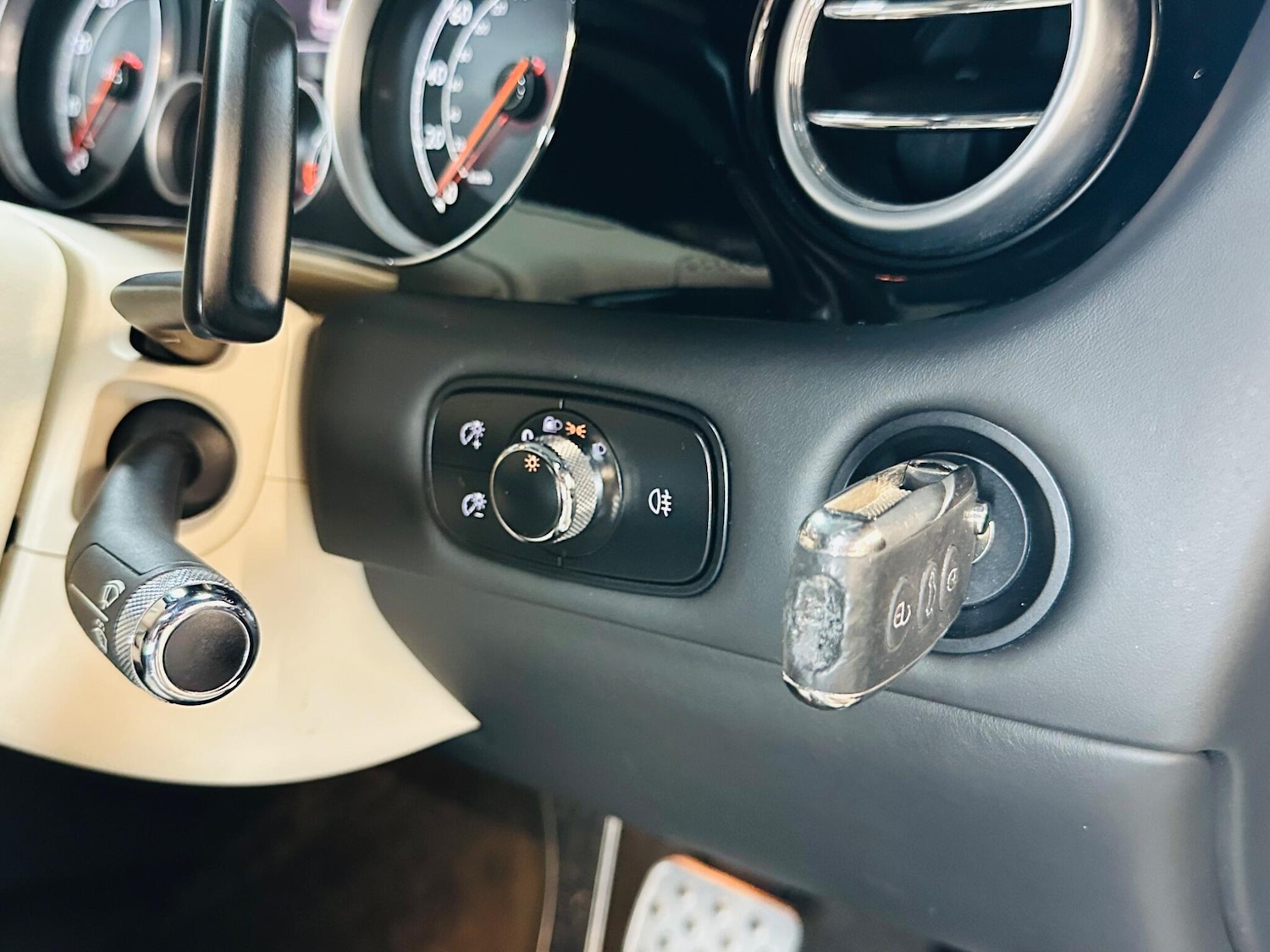 Used Bentley Continental 2015 for sale - 76485203: Photo 66