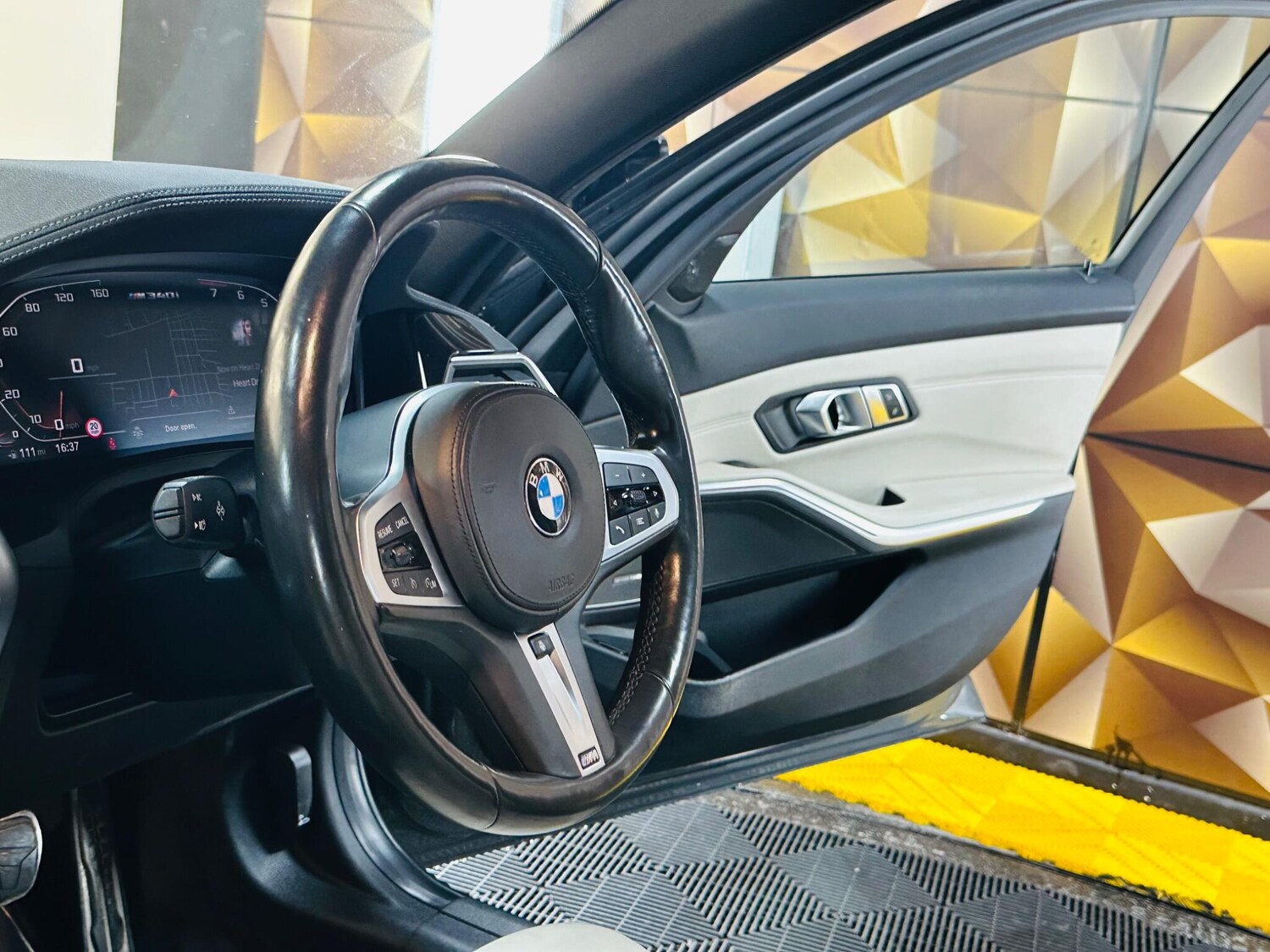 Used BMW 3 Series for sale - 77683868: Photo 38