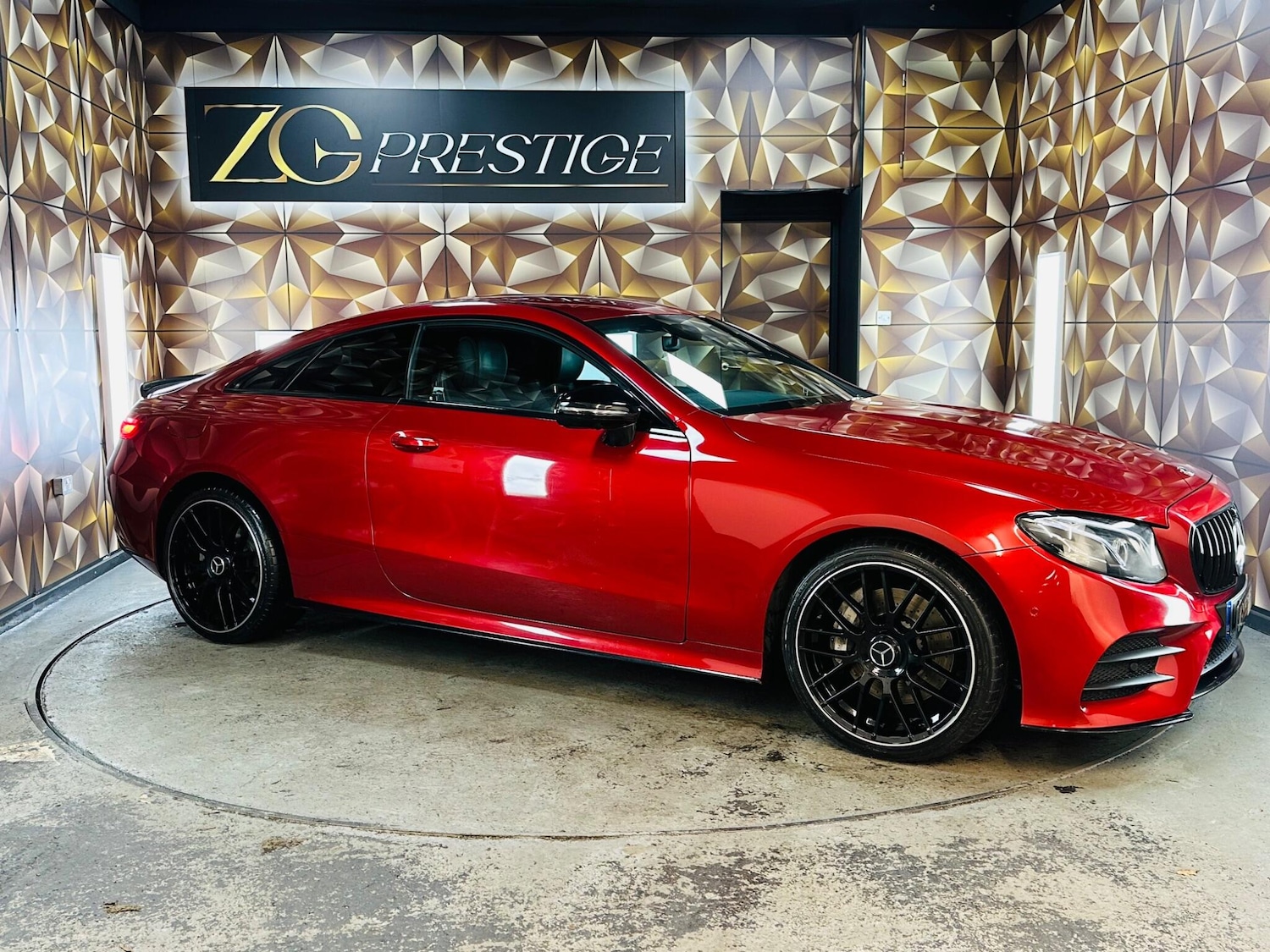 Used Mercedes-Benz E Class 2020 for sale - 76522360: Photo 1