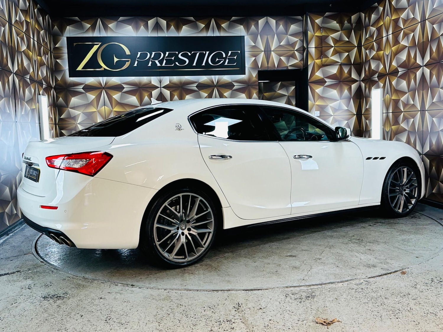Used Maserati Ghibli 2019 for sale - 77143925: Photo 14