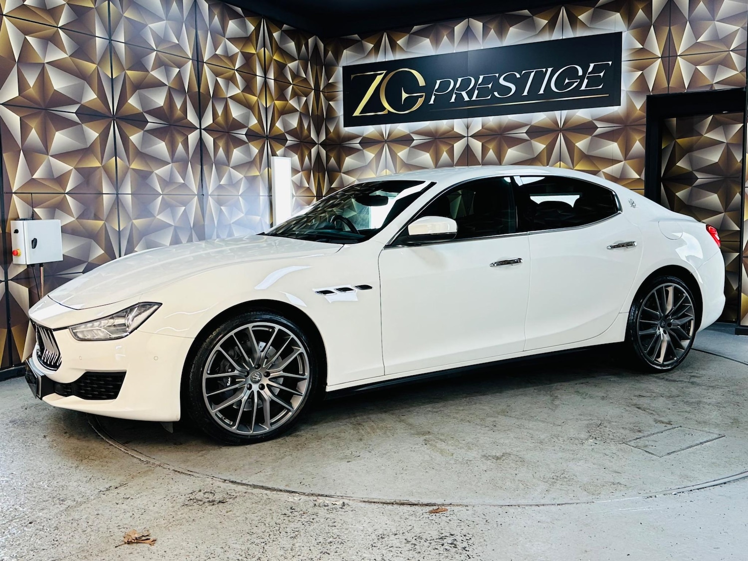 Used Maserati Ghibli 2019 for sale - 77143925: Photo 37