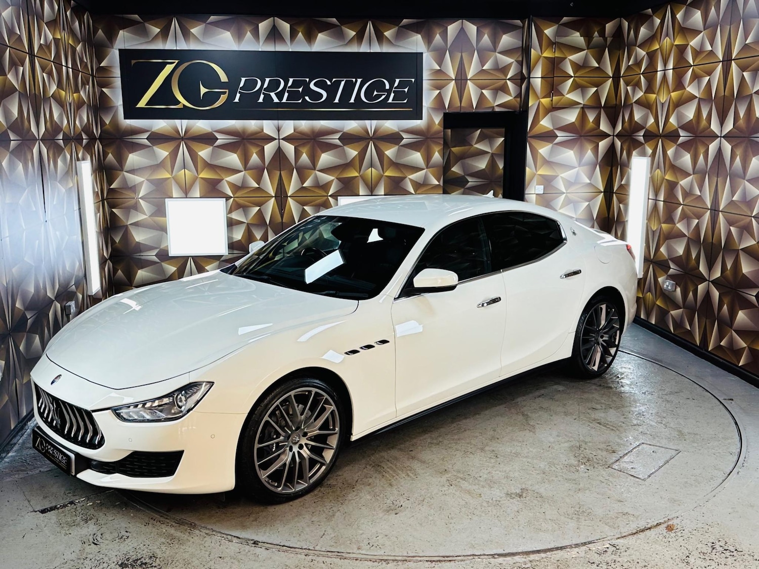 Used Maserati Ghibli 2019 for sale - 77143925: Photo 41
