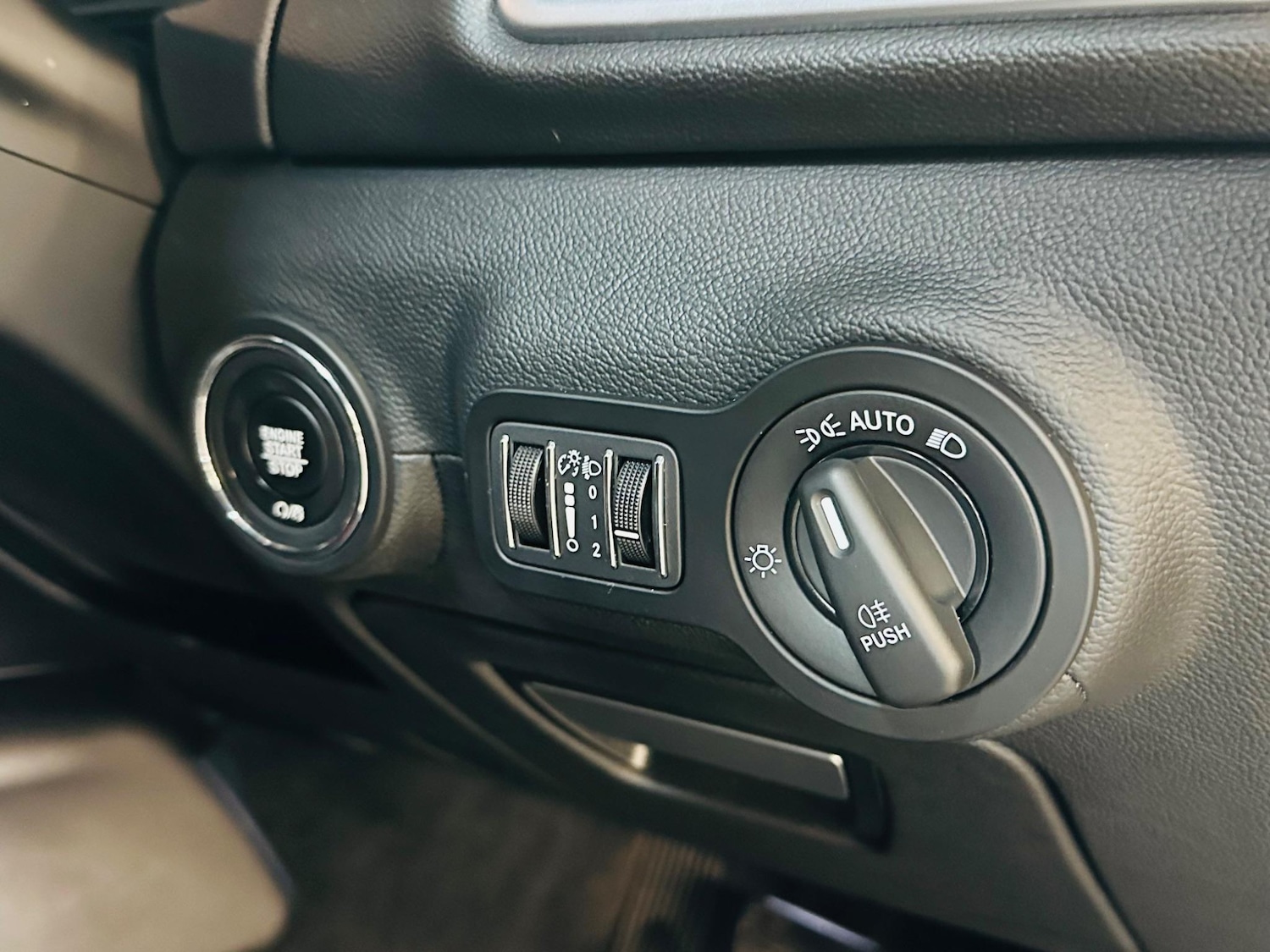 Used Maserati Ghibli 2019 for sale - 77143925: Photo 64