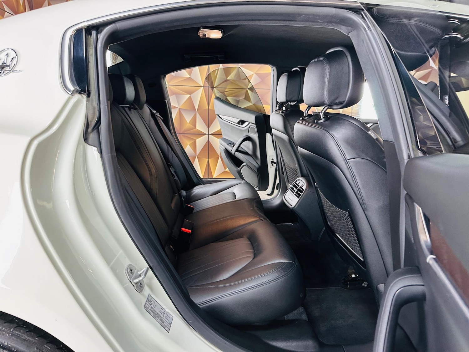 Used Maserati Ghibli 2019 for sale - 77143925: Photo 72