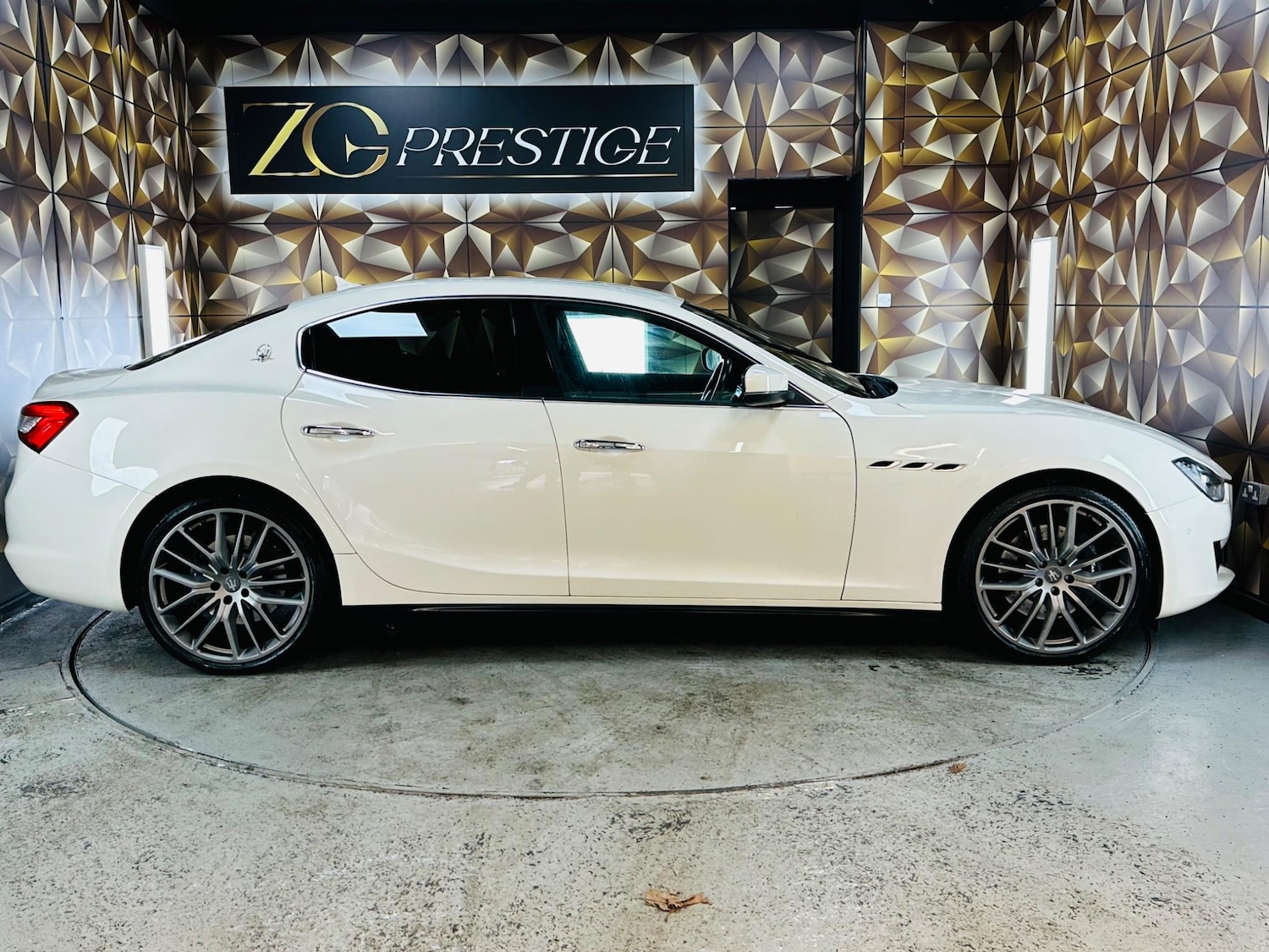 Used Maserati Ghibli 2019 for sale - 77143925: Photo 9