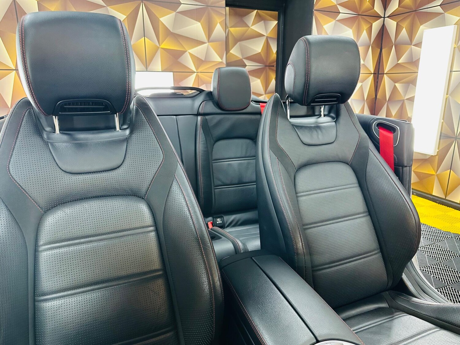 Used Mercedes-Benz C Class for sale - 77657848: Photo 30