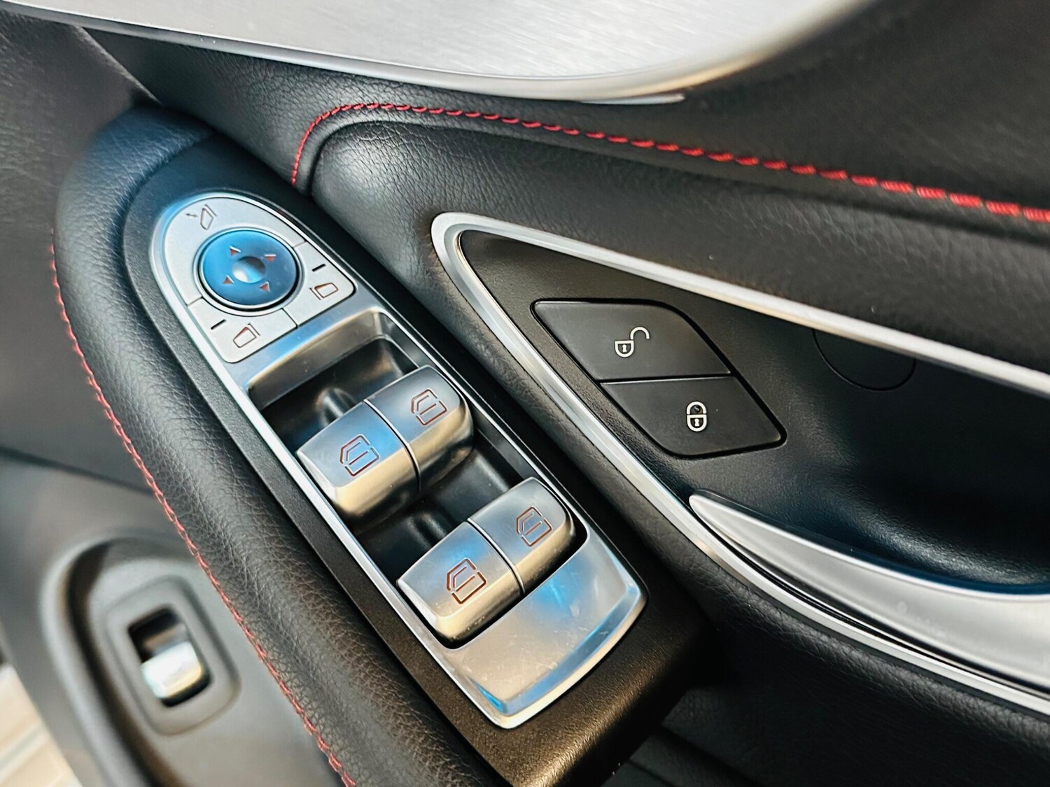 Used Mercedes-Benz C Class for sale - 77657848: Photo 61