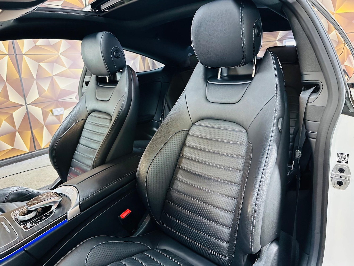 Used Mercedes-Benz C Class 2019 for sale - 76765456: Photo 14