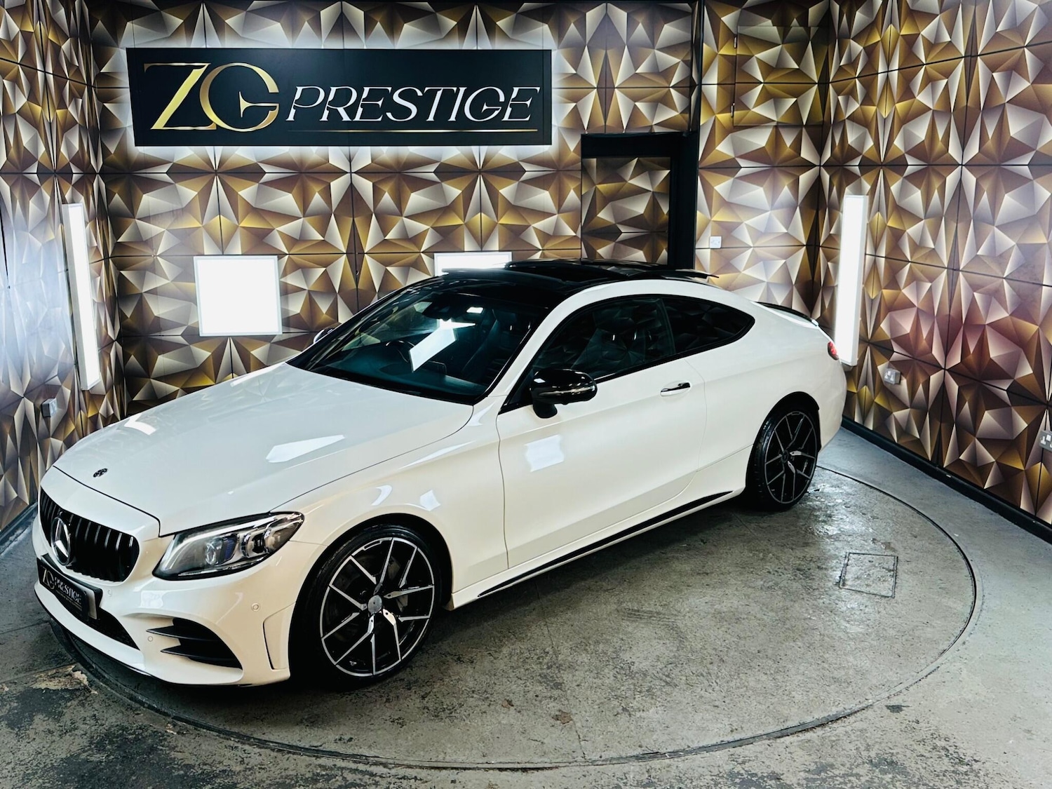 Used Mercedes-Benz C Class 2019 for sale - 76765456: Photo 23