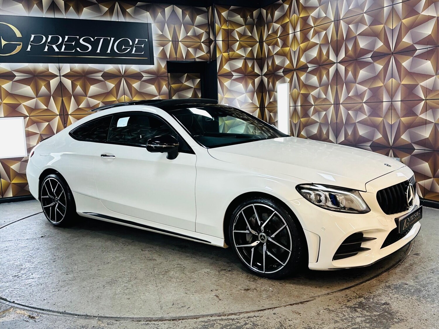Used Mercedes-Benz C Class 2019 for sale - 76765456: Photo 31