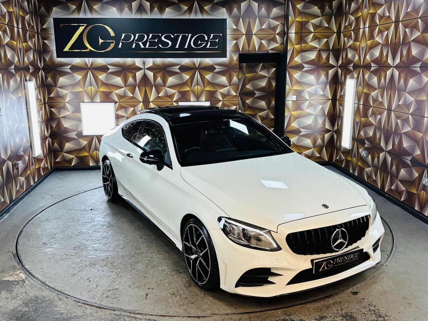 Used Mercedes-Benz C Class 2019 for sale - 76765456: Photo 38