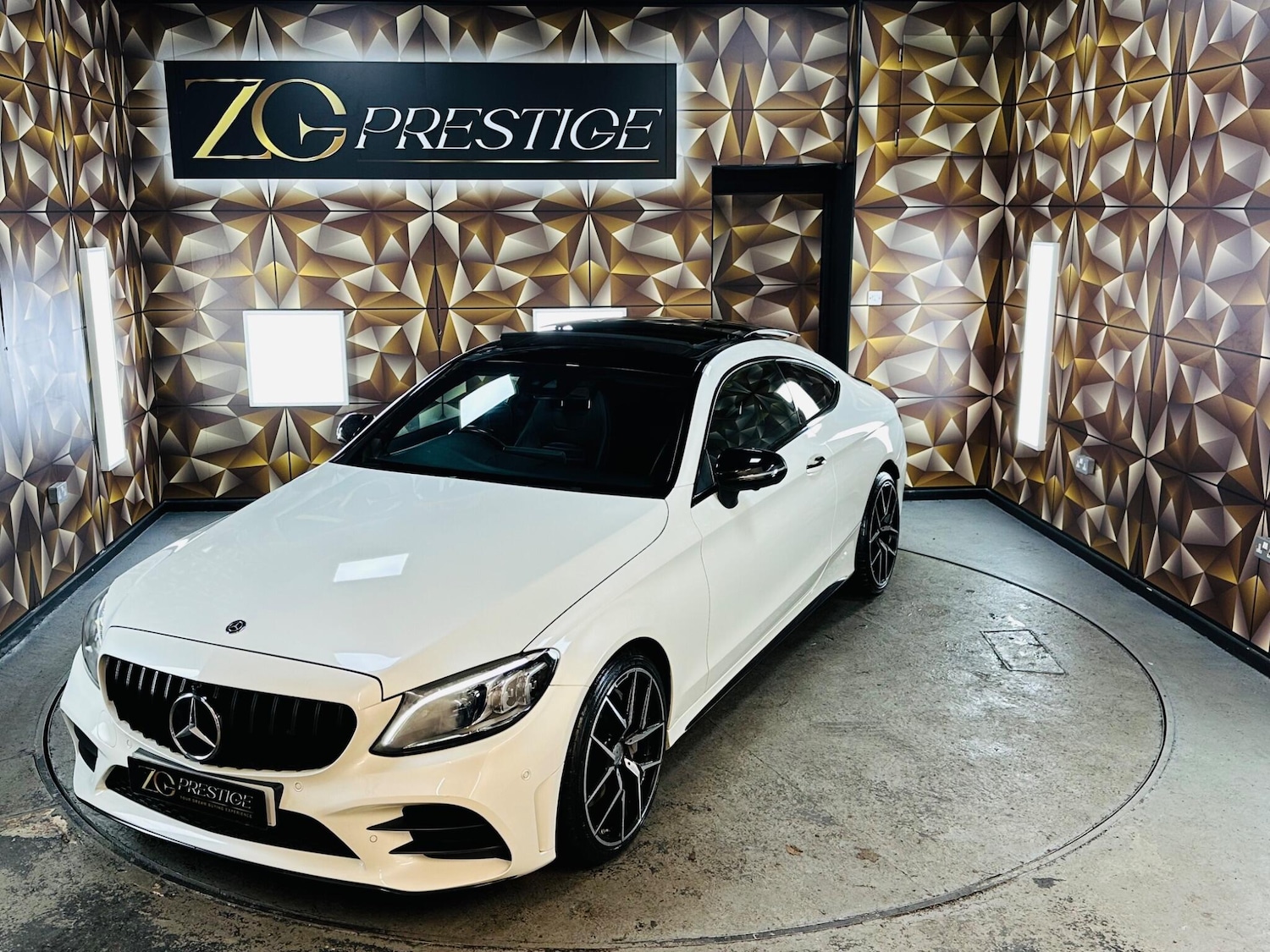 Used Mercedes-Benz C Class 2019 for sale - 76765456: Photo 41