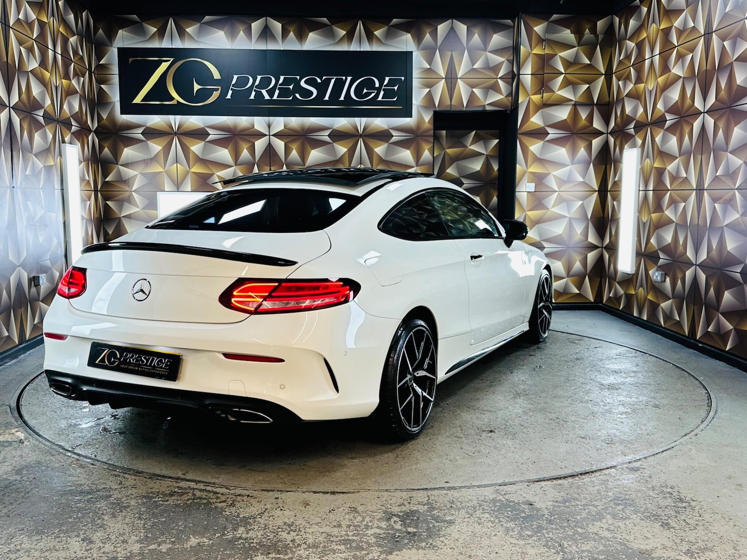 Used Mercedes-Benz C Class 2019 for sale - 76765456: Photo 48