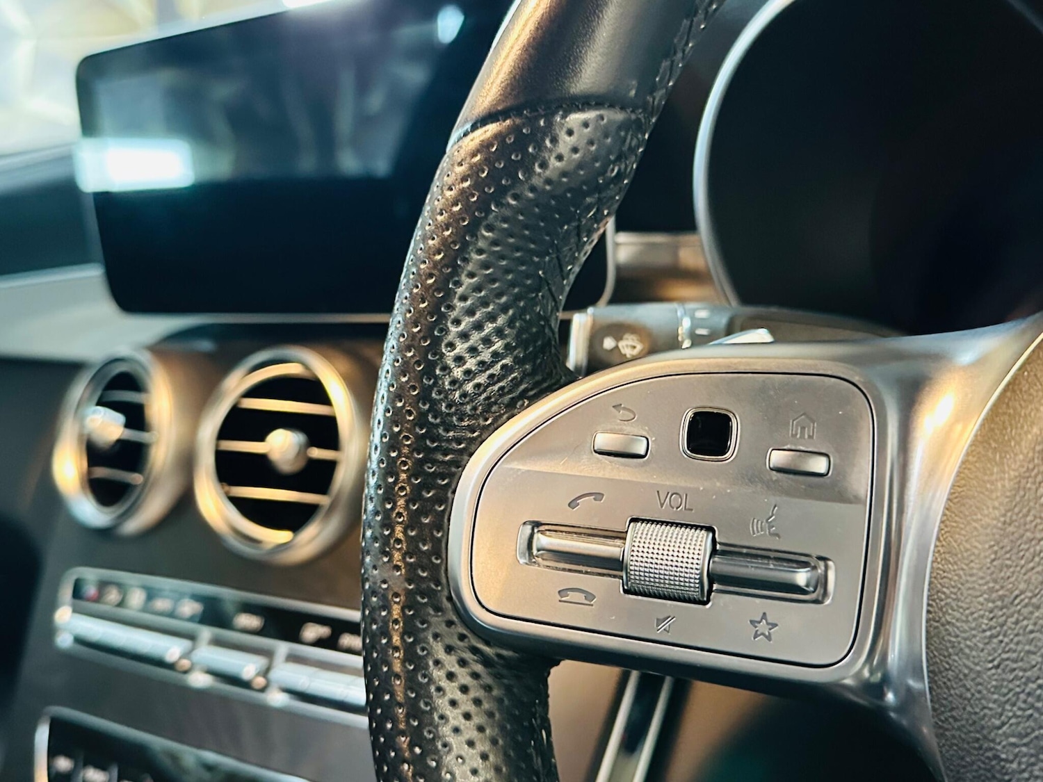 Used Mercedes-Benz C Class 2019 for sale - 76765456: Photo 55