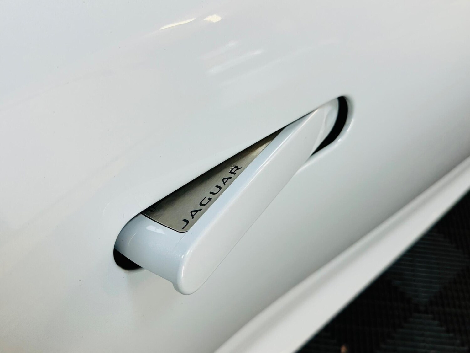 Used Jaguar F-Type 2015 for sale - 77683537: Photo 35