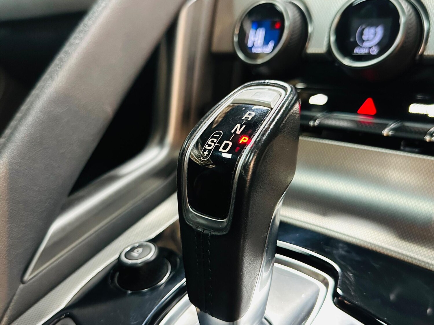 Used Jaguar F-Type 2015 for sale - 77683537: Photo 51