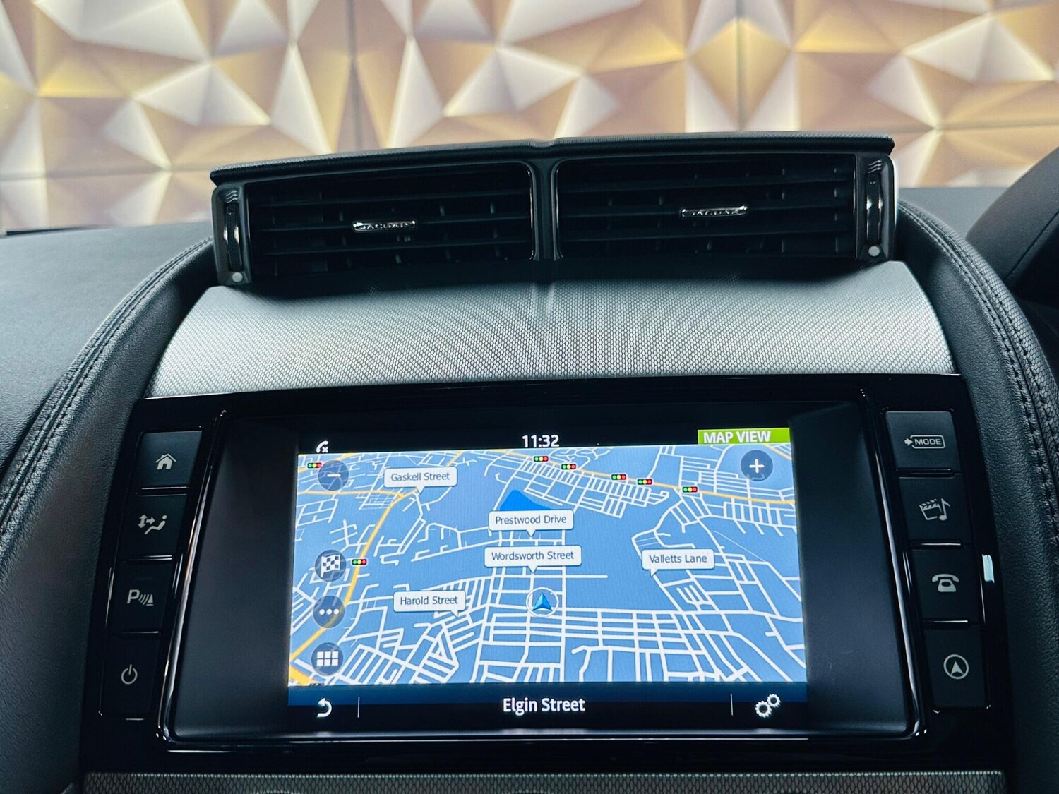 Used Jaguar F-Type 2015 for sale - 77683537: Photo 52