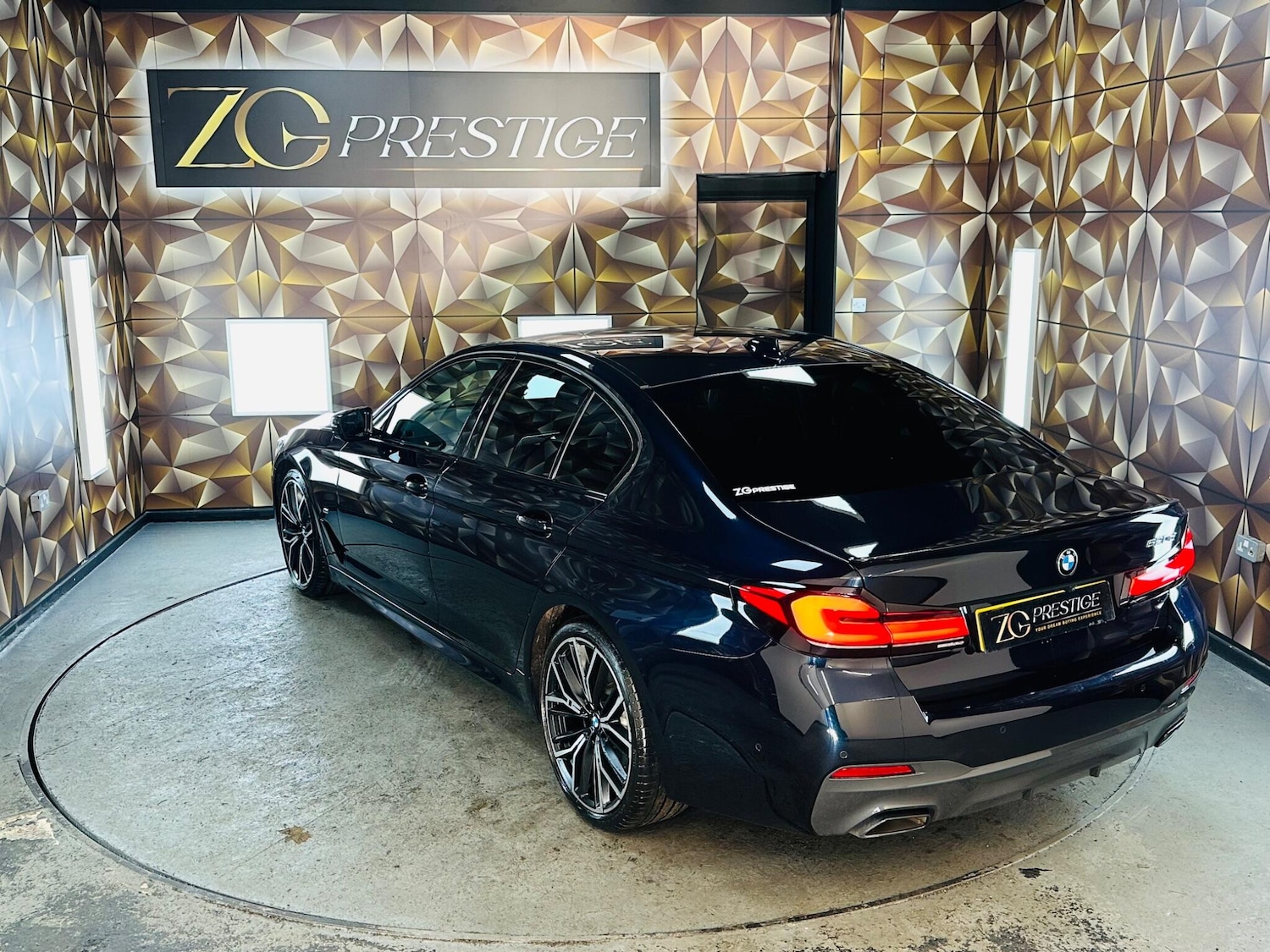 Used BMW 5 Series 2021 for sale - 76592192: Photo 23