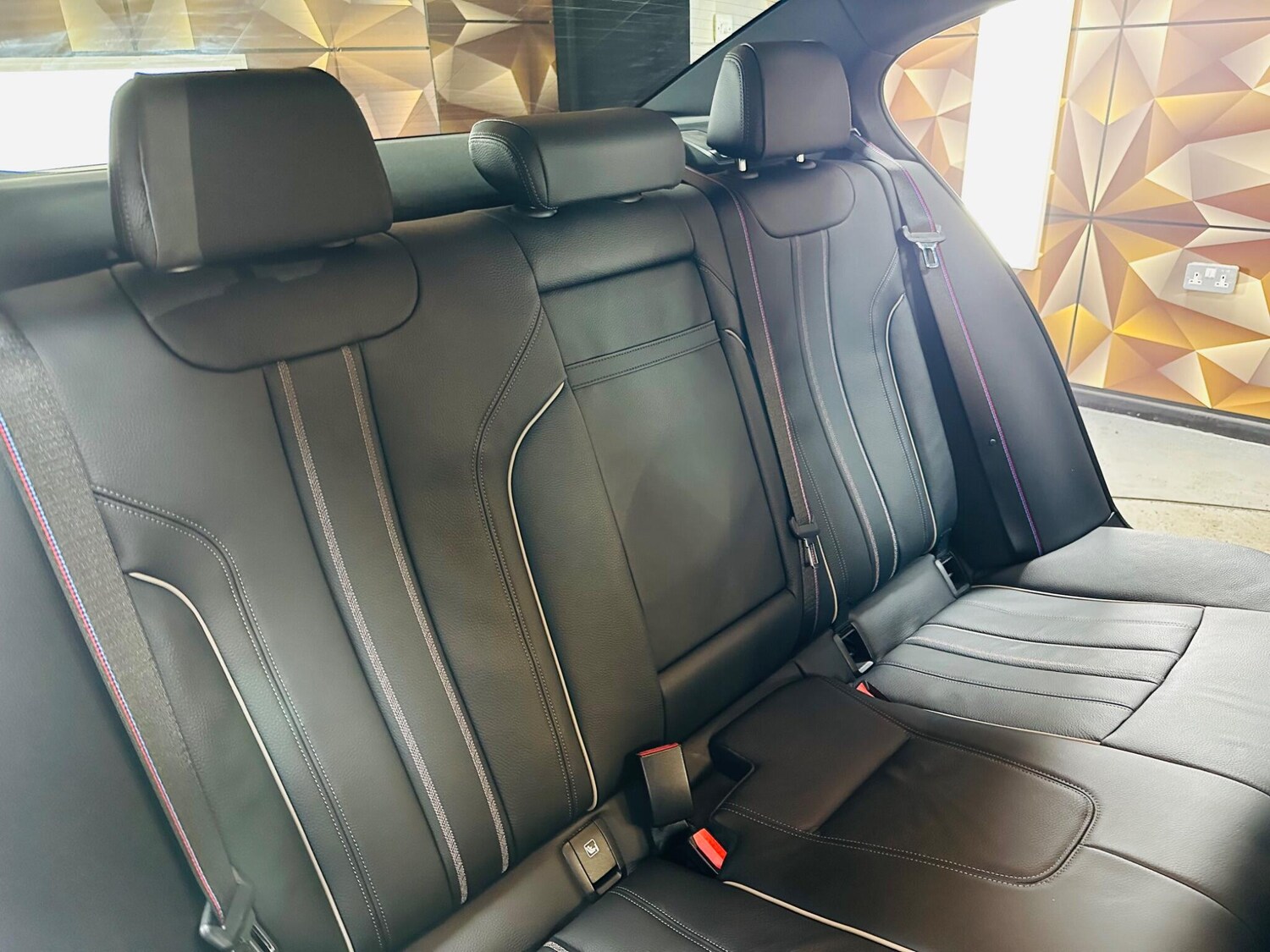 Used BMW 5 Series 2021 for sale - 76592192: Photo 26