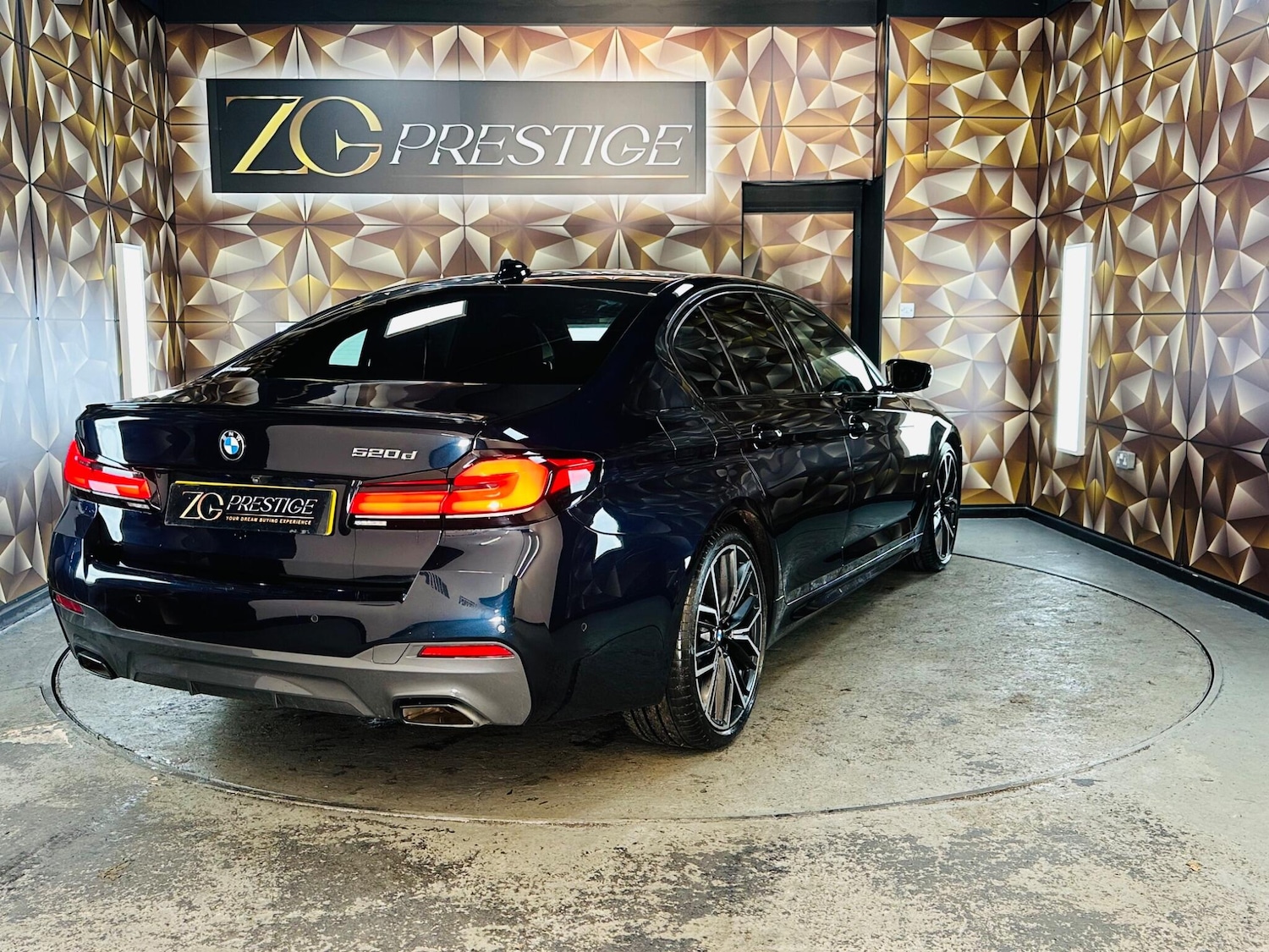 Used BMW 5 Series 2021 for sale - 76592192: Photo 46