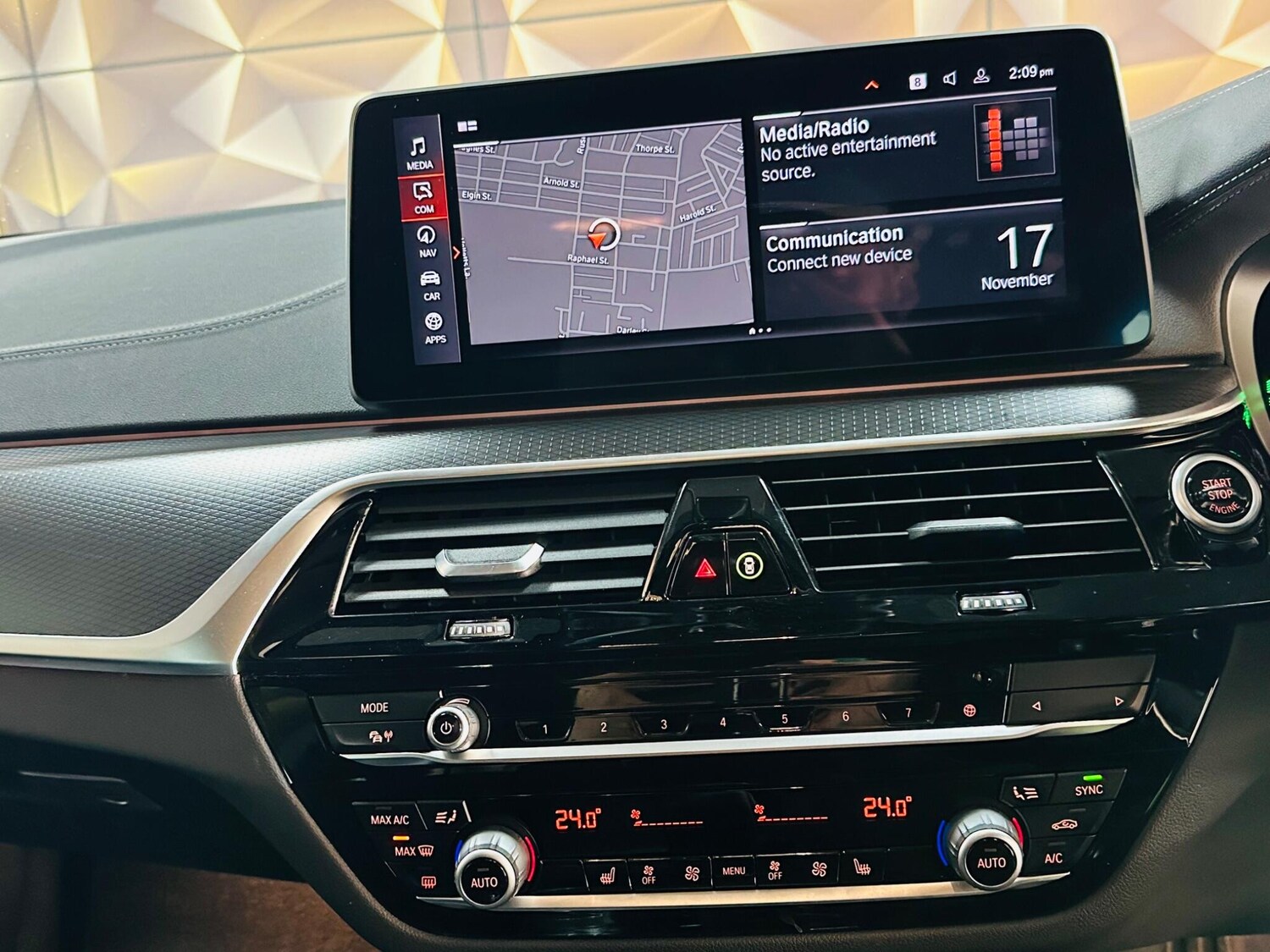 Used BMW 5 Series 2021 for sale - 76592192: Photo 53