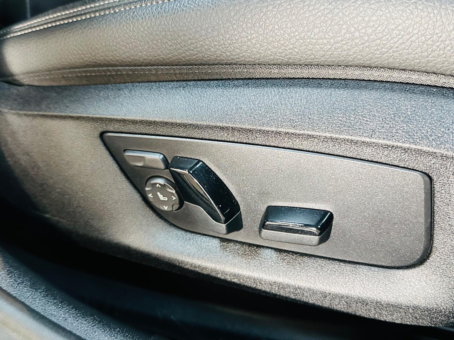 Used BMW 5 Series 2021 for sale - 76592192: Photo 59