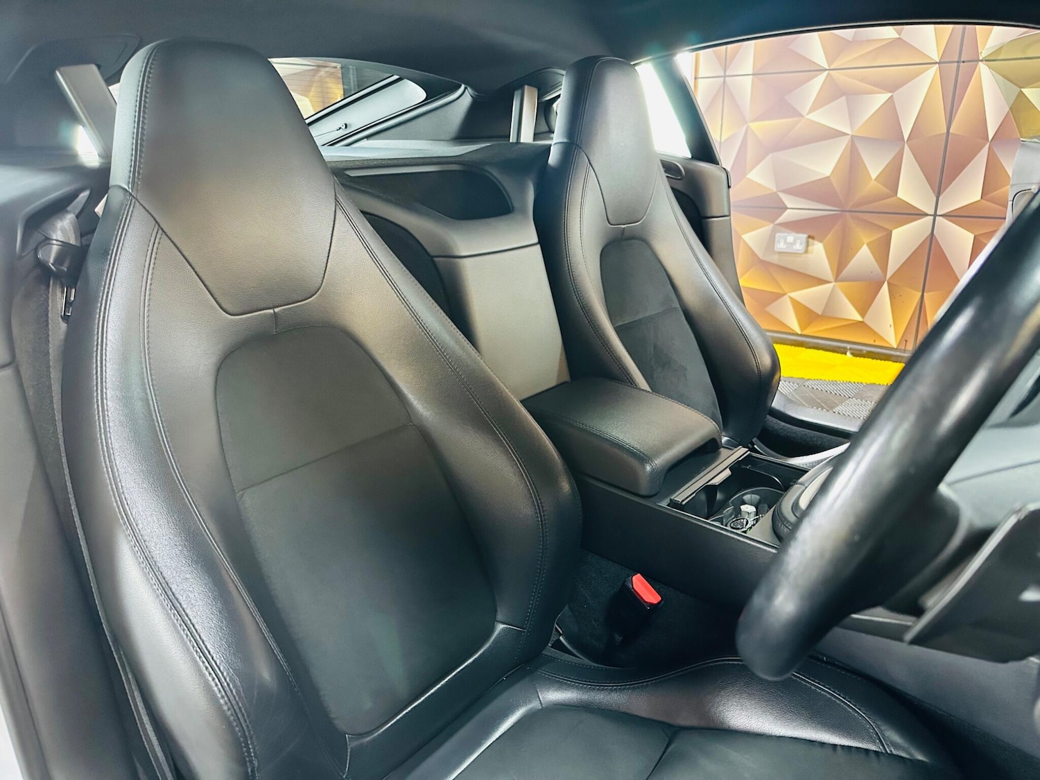 Used Jaguar F-Type 2015 for sale - 77793563: Photo 10