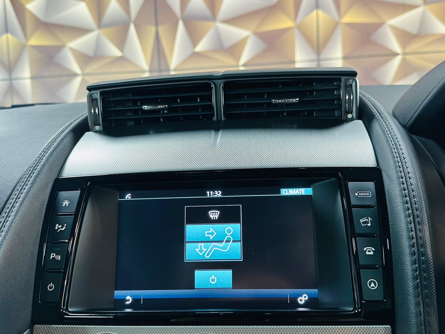 Used Jaguar F-Type 2015 for sale - 77793563: Photo 49