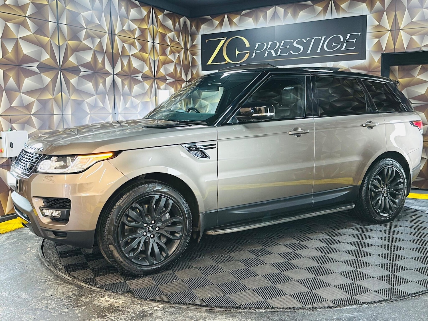 Used Land Rover Range Rover Sport 2016 for sale - 77737415: Photo 15