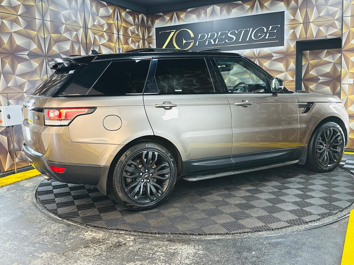Used Land Rover Range Rover Sport 2016 for sale - 77737415: Photo 34