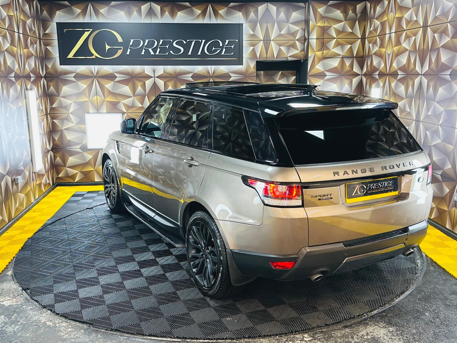 Used Land Rover Range Rover Sport 2016 for sale - 77737415: Photo 38