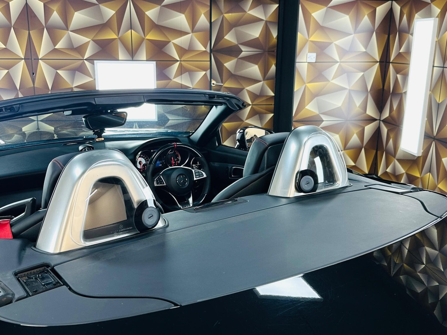 Used Mercedes-Benz SLC 2016 for sale - 76538814: Photo 26